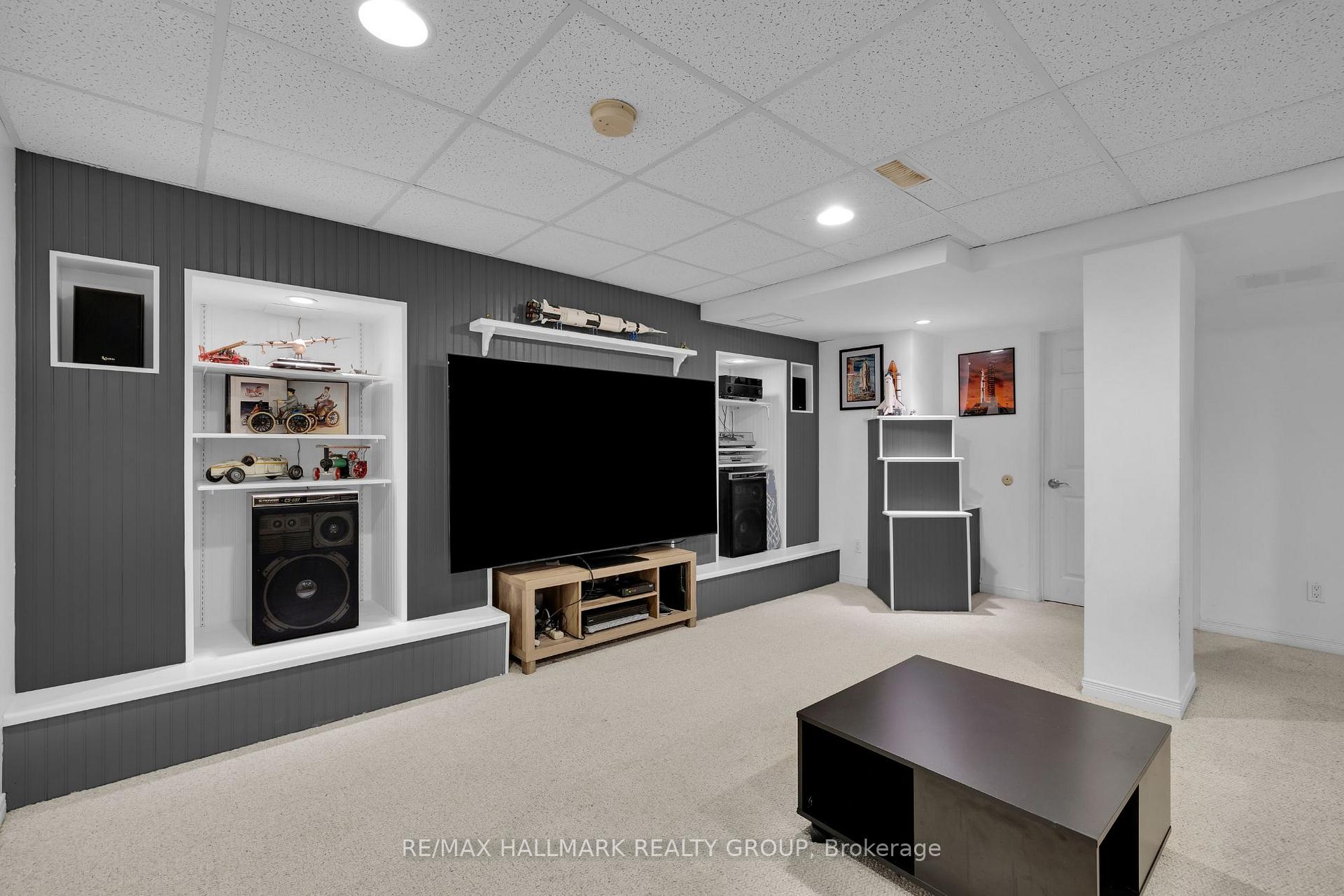 Photo 32 of 4136 Wolfe Point Way, Ottawa, Riverside South/Gloucester Glen — HOMEH