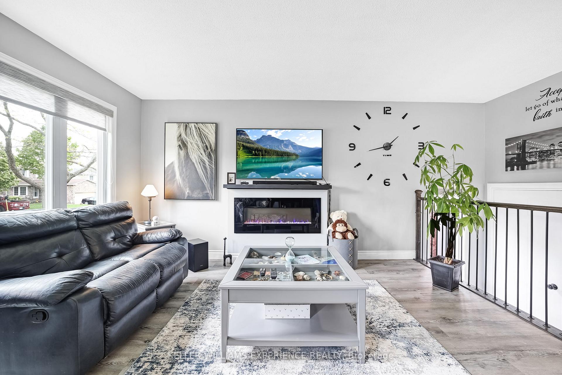 Photo 6 of 16 Balliston Road, Barrie, West Bayfield — HOMEH