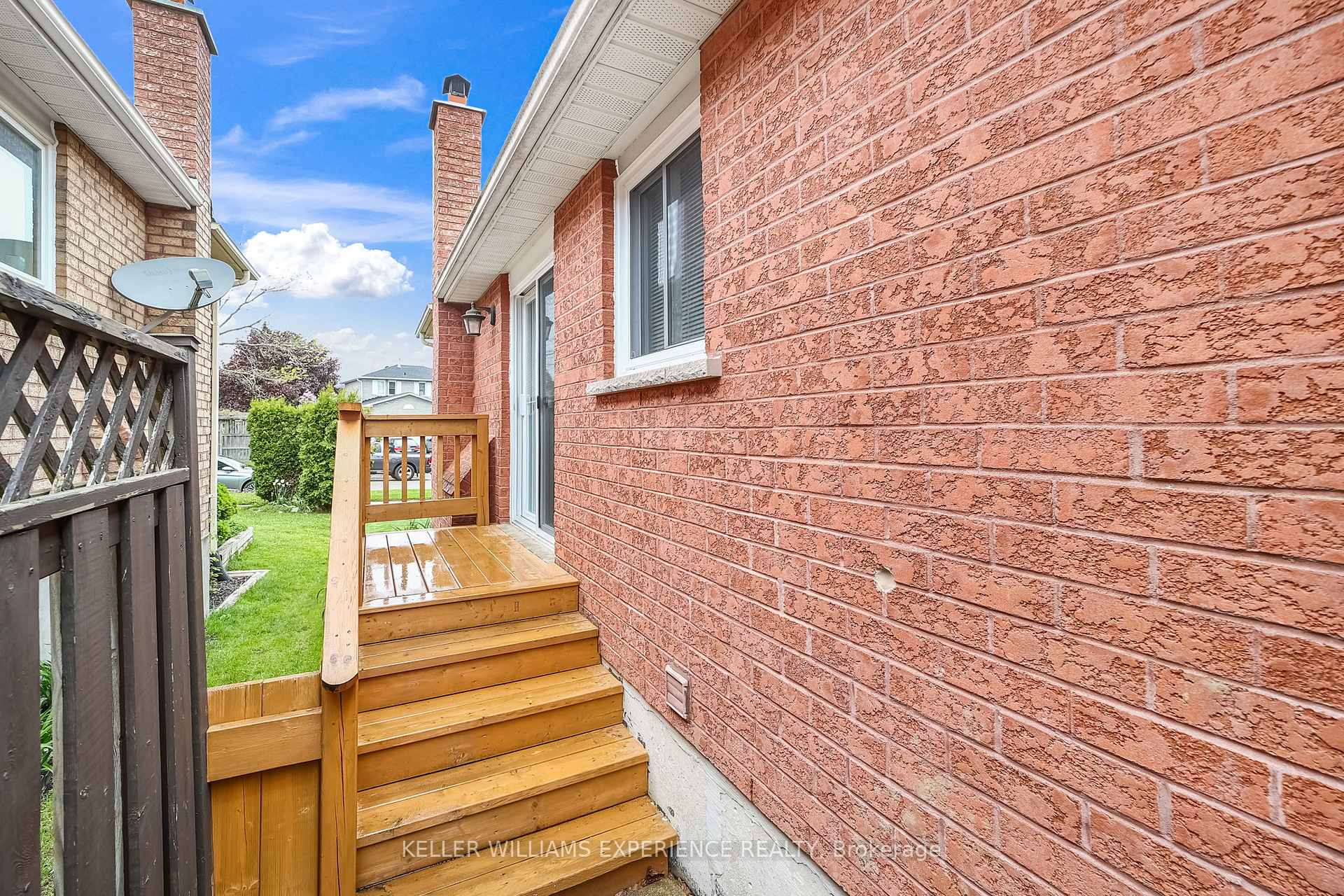 Photo 34 of 16 Balliston Road, Barrie, West Bayfield — HOMEH