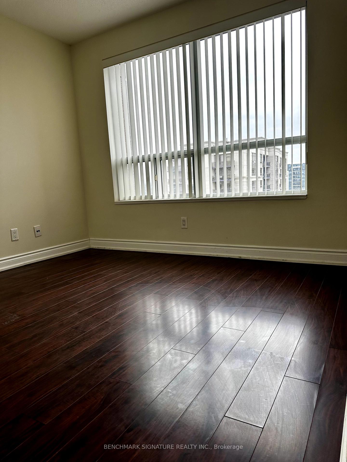 Photo 9 of Unit 1118, 37 Galleria Parkway, Markham, Commerce Valley — HOMEH