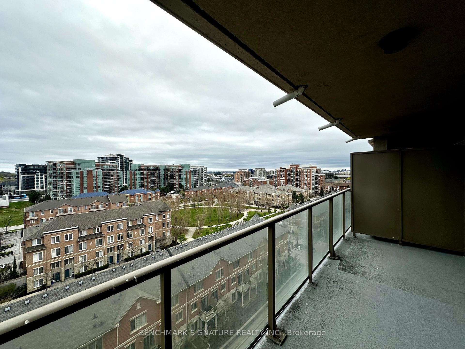 Photo 11 of Unit 1118, 37 Galleria Parkway, Markham, Commerce Valley — HOMEH