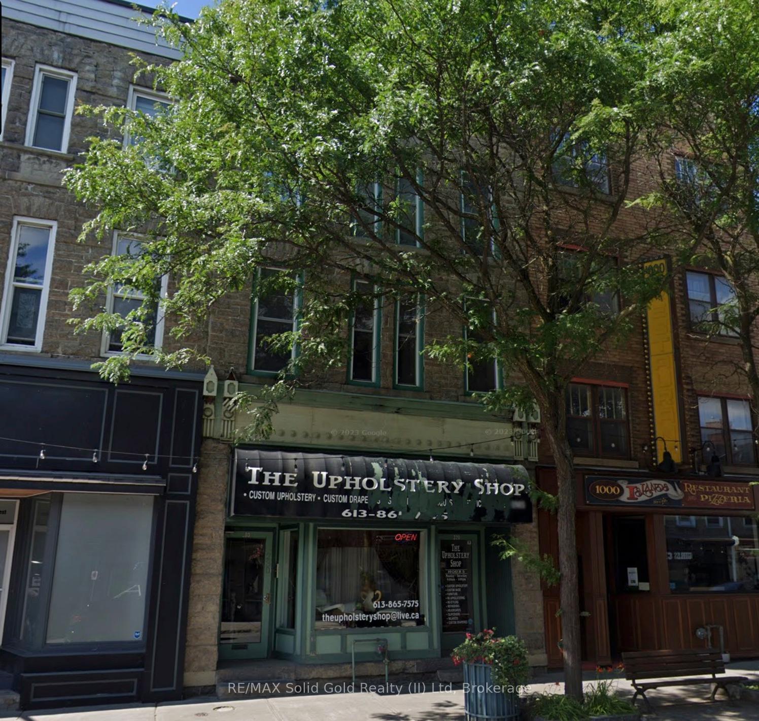Front of 228-230 King Street W
