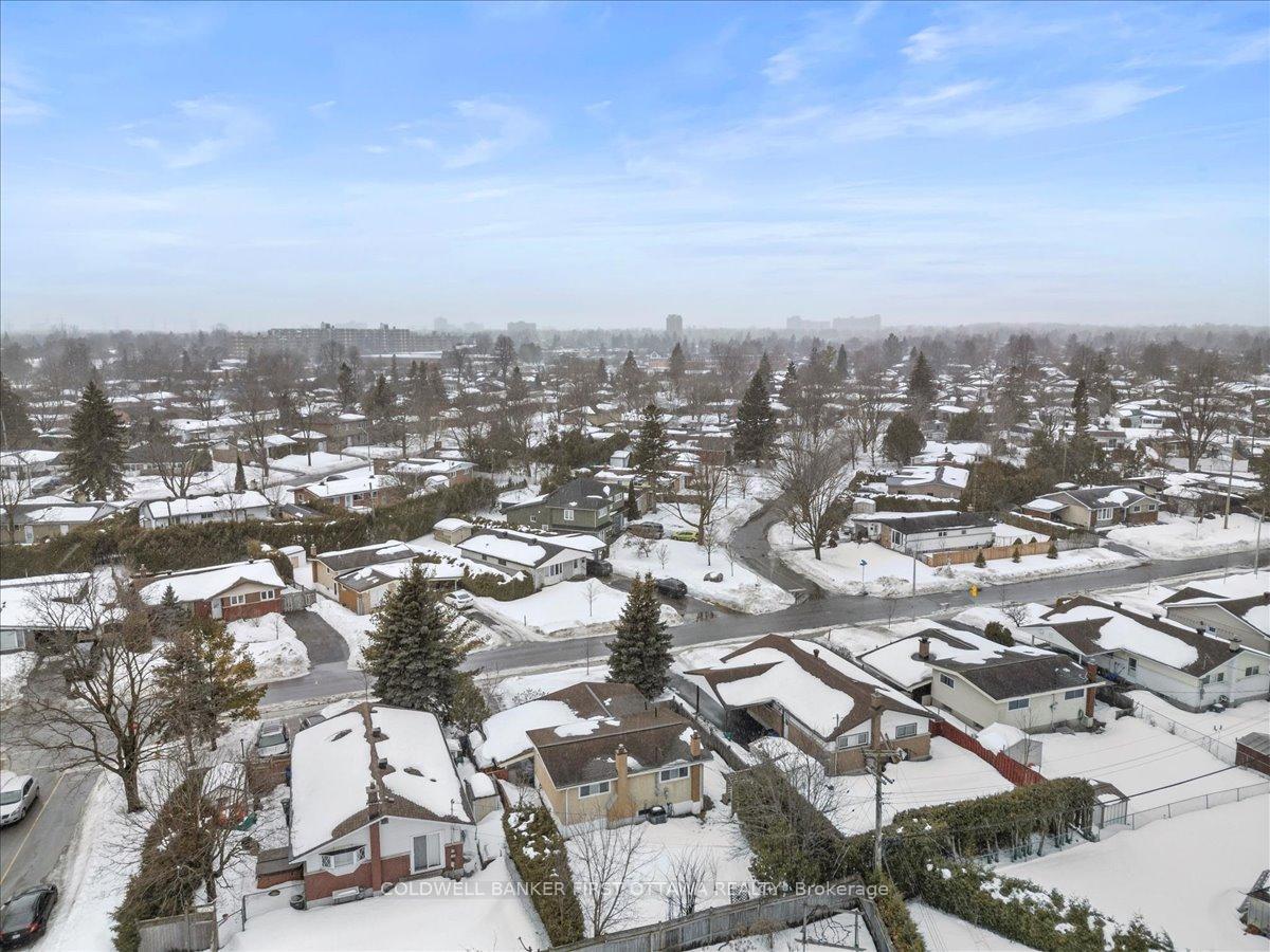 Photo 6 of 2075 Valley Drive, Ottawa, Elmvale Acres/Urbandale — HOMEH