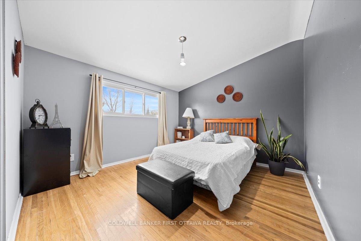 Photo 20 of 2075 Valley Drive, Ottawa, Elmvale Acres/Urbandale — HOMEH