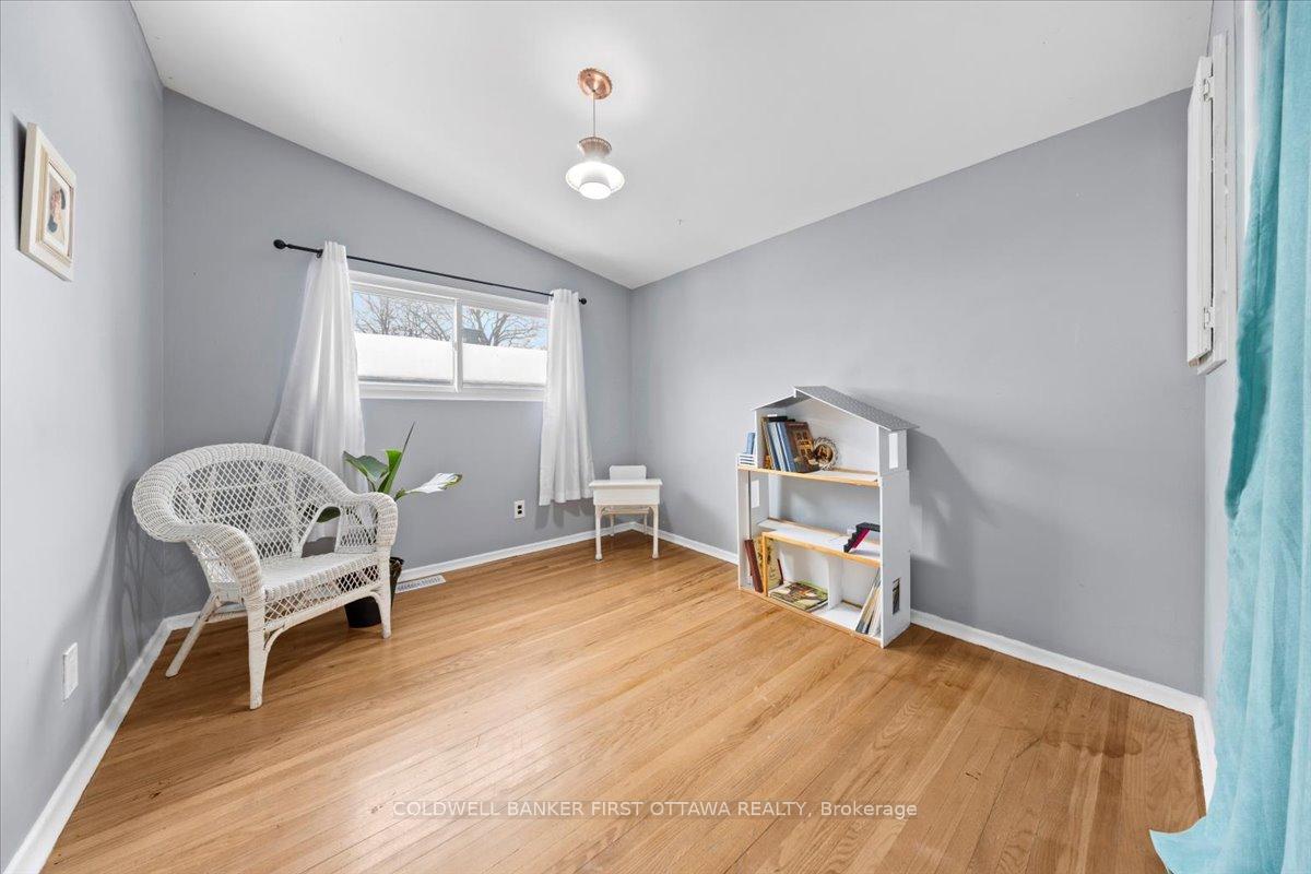 Photo 25 of 2075 Valley Drive, Ottawa, Elmvale Acres/Urbandale — HOMEH