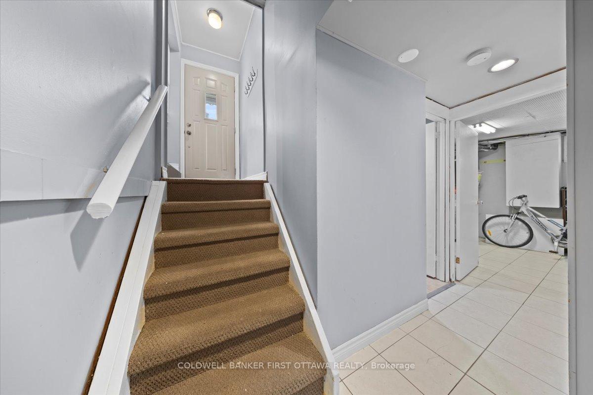 Photo 28 of 2075 Valley Drive, Ottawa, Elmvale Acres/Urbandale — HOMEH