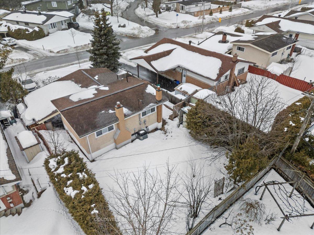 Photo 33 of 2075 Valley Drive, Ottawa, Elmvale Acres/Urbandale — HOMEH