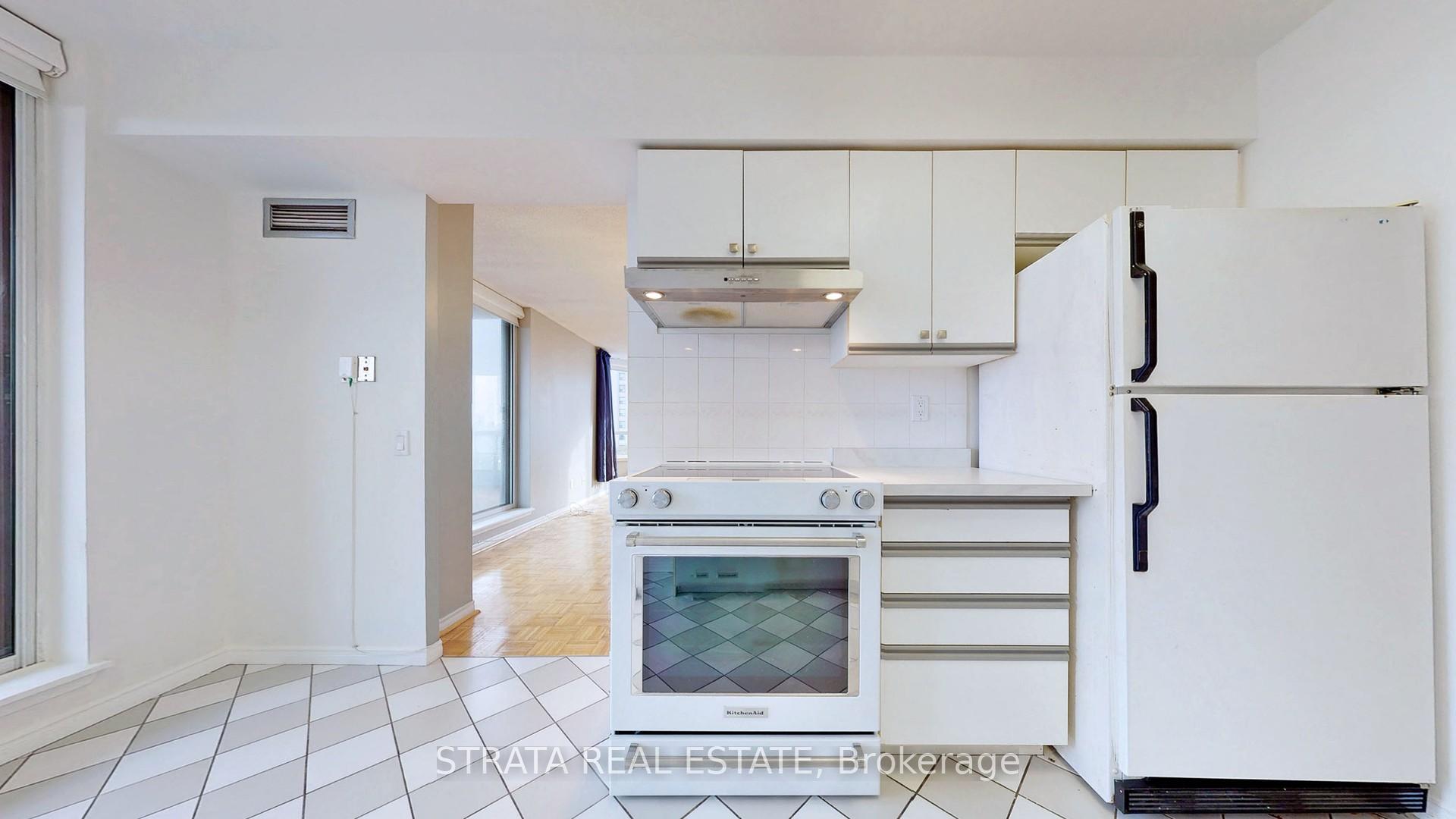 Photo 15 of Unit 609, 91 Townsgate Drive, Vaughan, Crestwood-Springfarm-Yorkhill — HOMEH