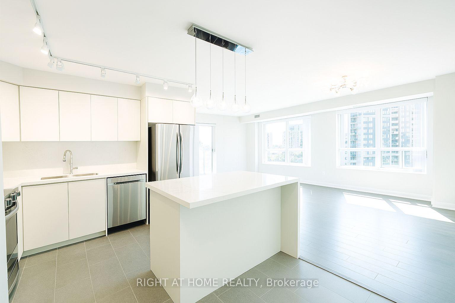 Front of Unit 605, 39 Galleria Parkway
