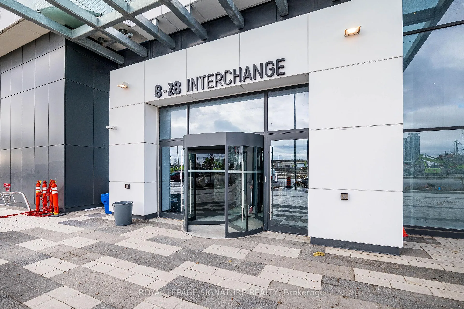 Photo 2 of Unit 3007, 8 Interchange Way, Vaughan, Vaughan Corporate Centre — HOMEH
