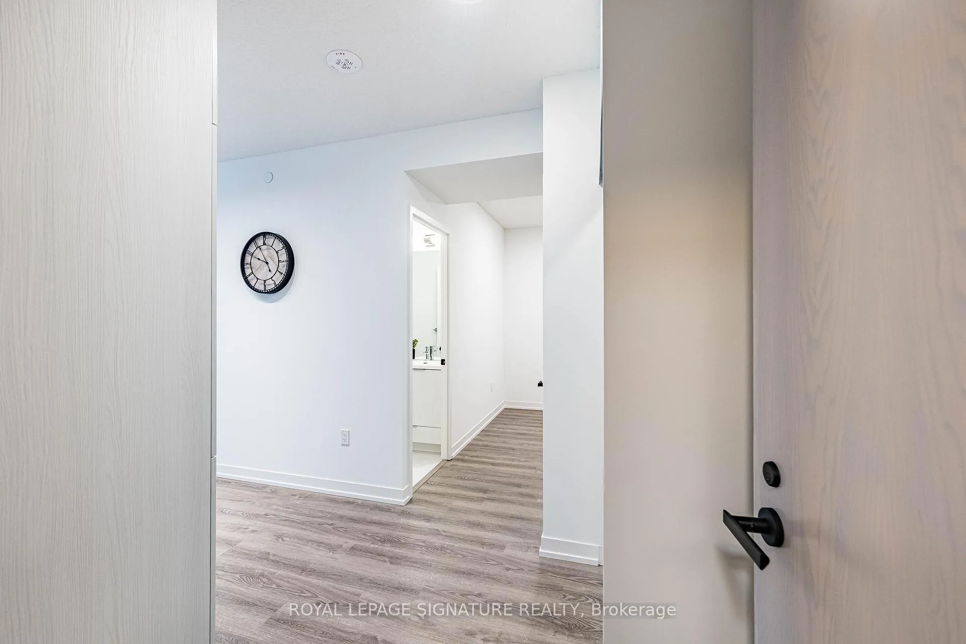 Photo 9 of Unit 3007, 8 Interchange Way, Vaughan, Vaughan Corporate Centre — HOMEH