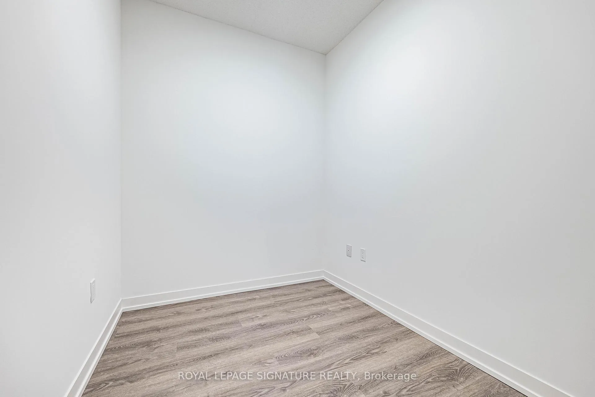 Photo 28 of Unit 3007, 8 Interchange Way, Vaughan, Vaughan Corporate Centre — HOMEH