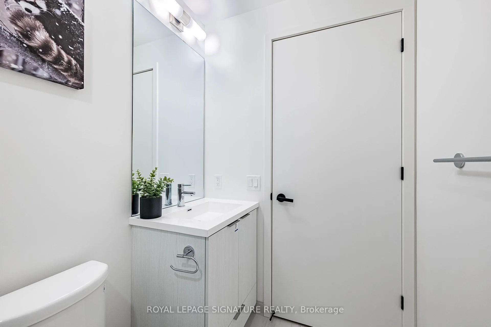Photo 32 of Unit 3007, 8 Interchange Way, Vaughan, Vaughan Corporate Centre — HOMEH