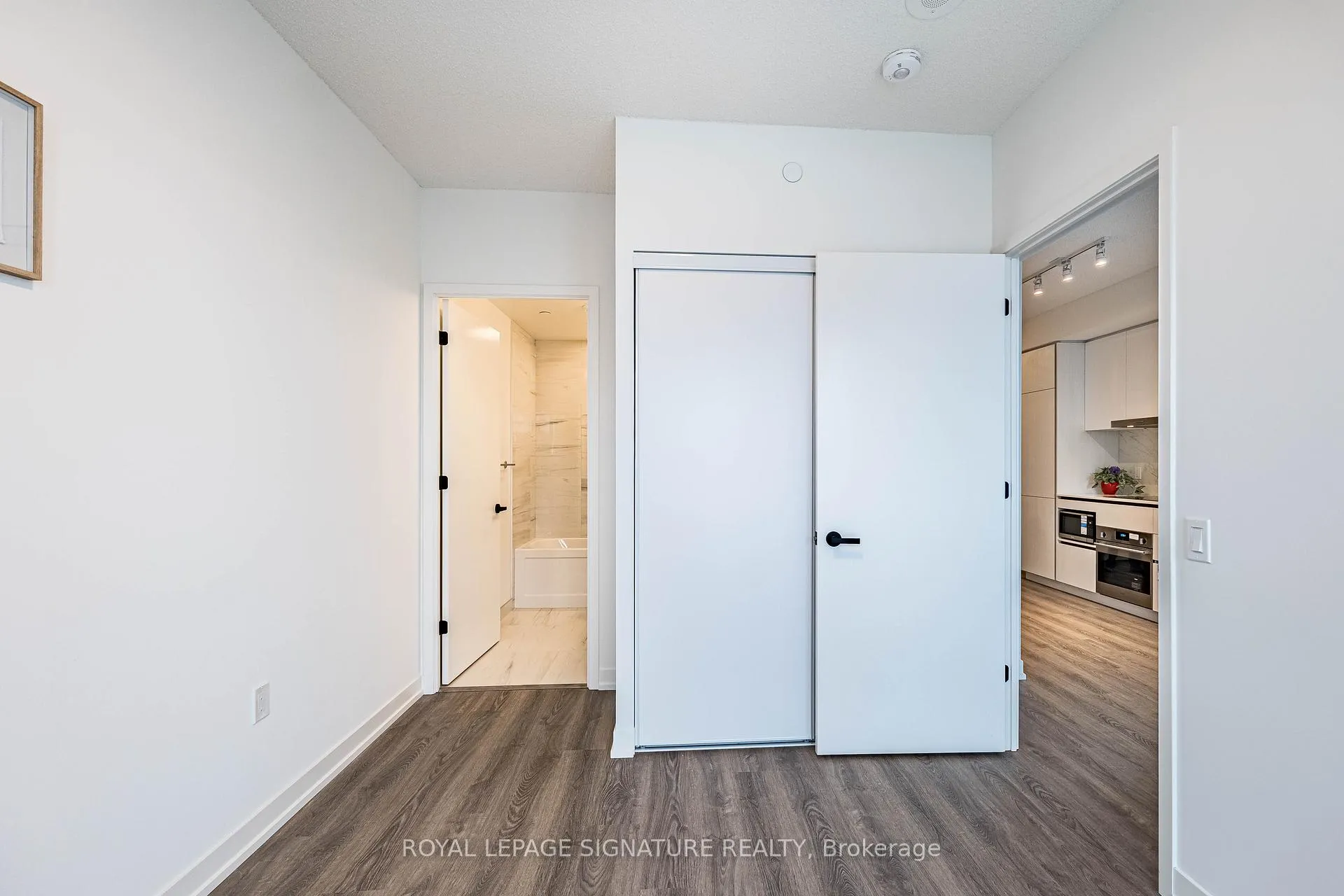 Photo 35 of Unit 3007, 8 Interchange Way, Vaughan, Vaughan Corporate Centre — HOMEH