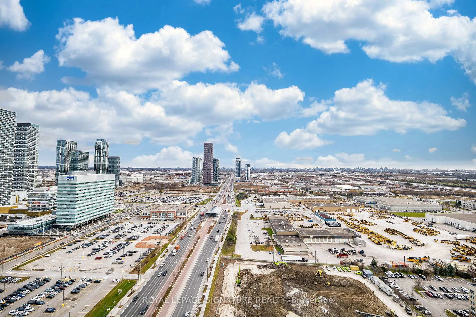 Photo 43 of Unit 3007, 8 Interchange Way, Vaughan, Vaughan Corporate Centre — HOMEH