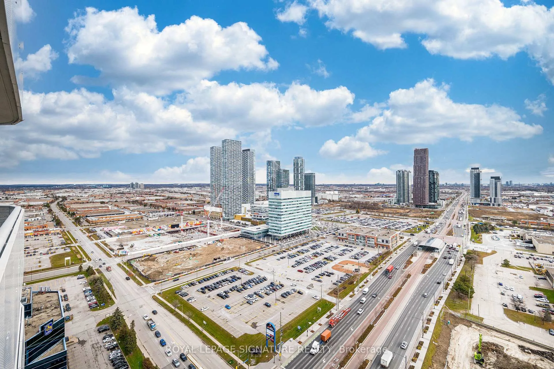 Photo 44 of Unit 3007, 8 Interchange Way, Vaughan, Vaughan Corporate Centre — HOMEH