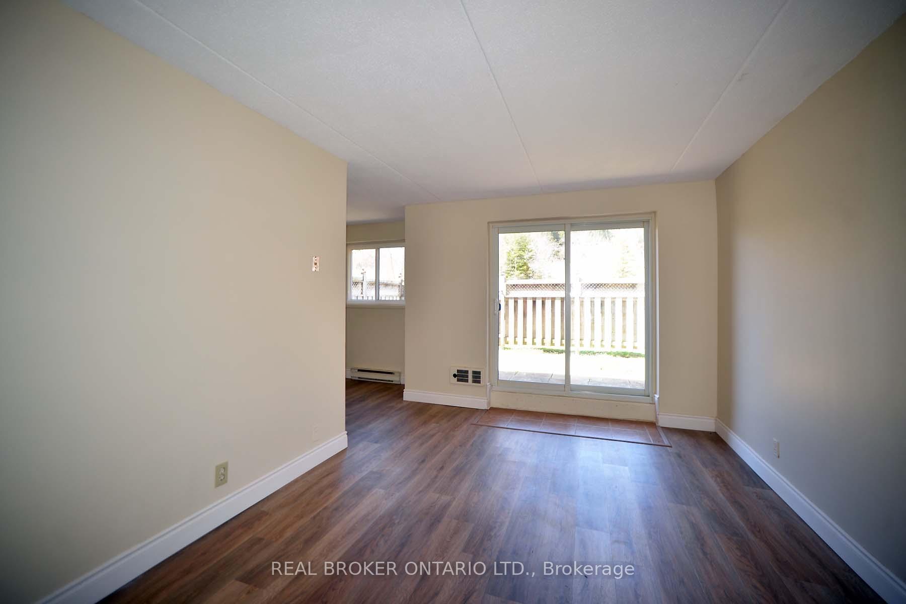 Photo 4 of Unit Apt 5, 15 Wellington Rd 124, Erin — HOMEH