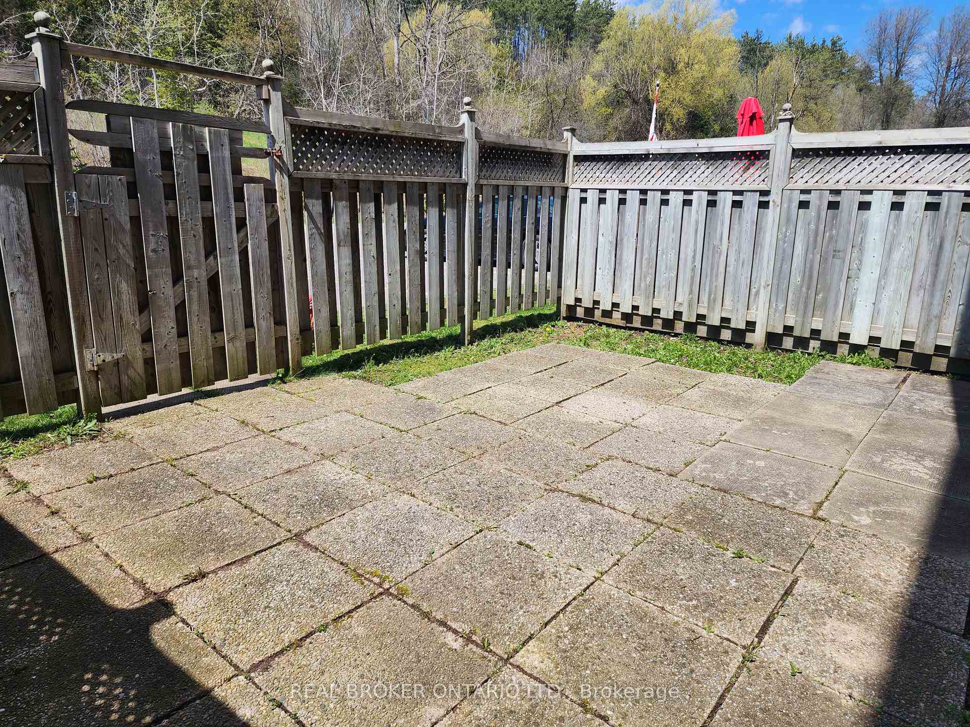 Photo 10 of Unit Apt 5, 15 Wellington Rd 124, Erin — HOMEH