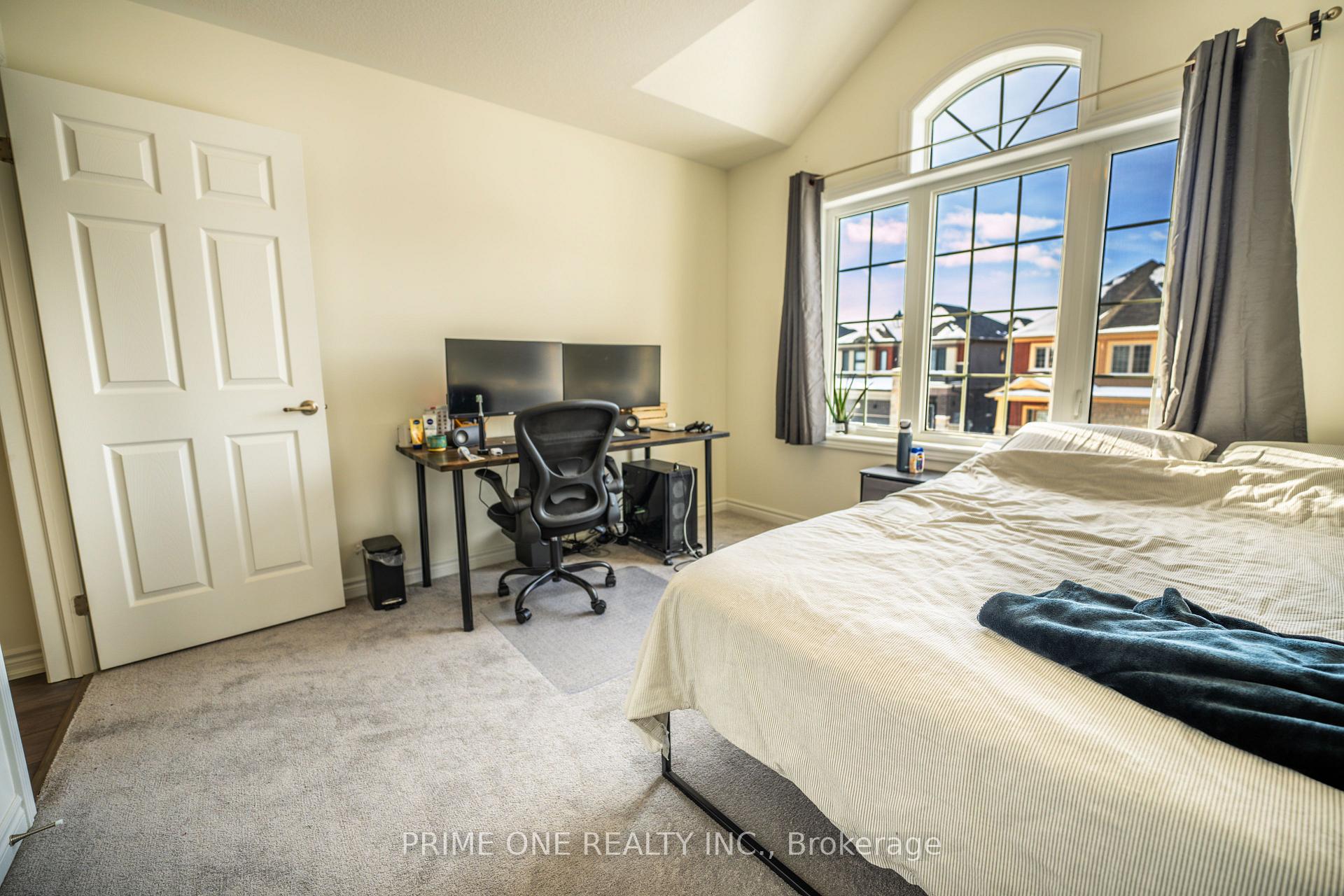 Photo 17 of 4 Tooker Drive, Brant, Brantford Twp — HOMEH