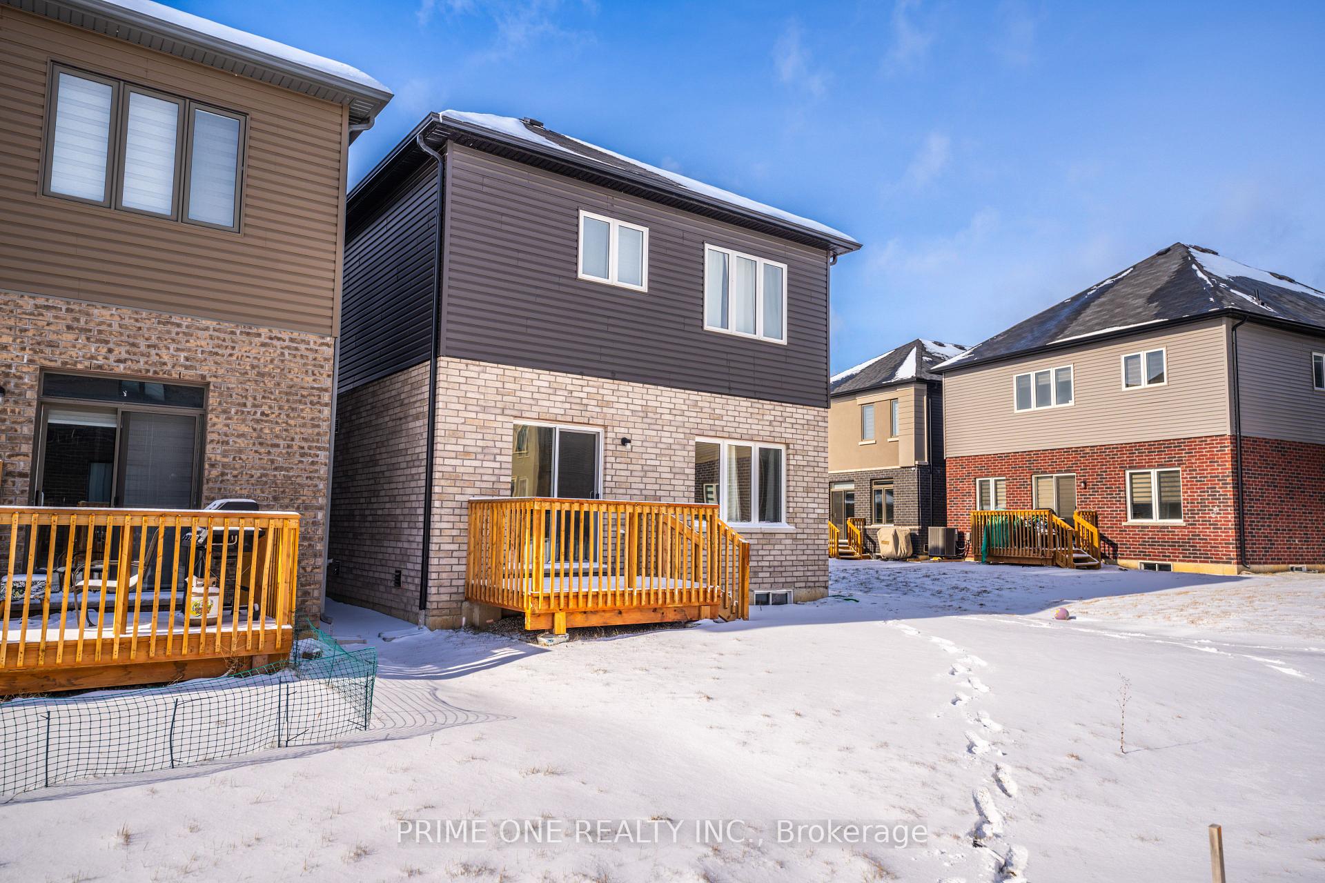 Photo 18 of 4 Tooker Drive, Brant, Brantford Twp — HOMEH