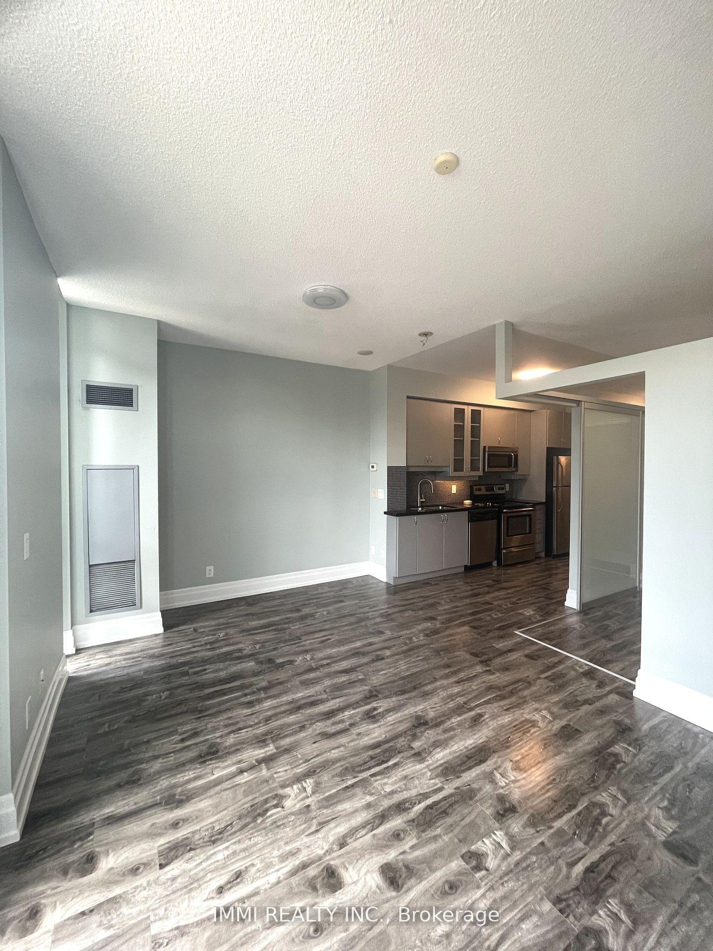 Photo 3 of Unit 112, 151 Upper Duke Crescent, Markham, Unionville — HOMEH