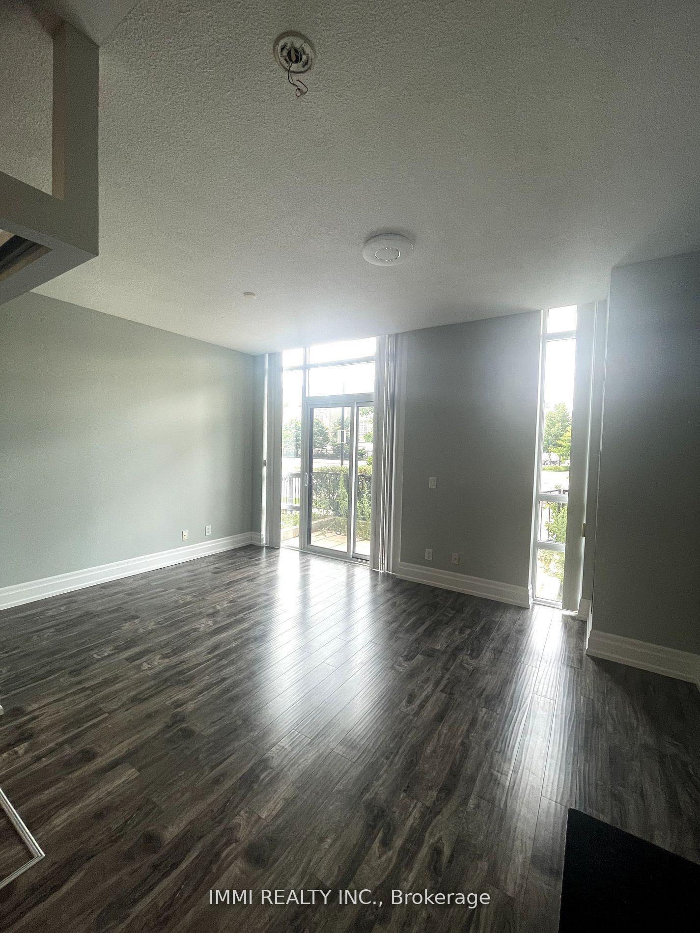 Photo 4 of Unit 112, 151 Upper Duke Crescent, Markham, Unionville — HOMEH