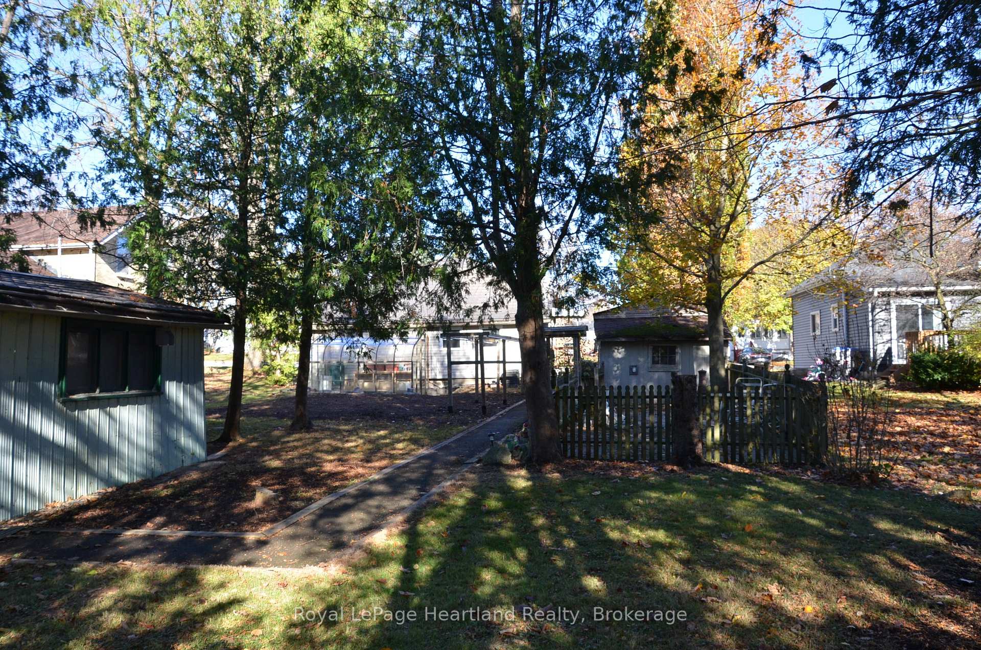 Photo 24 of 122 Mary Street, Central Huron, Clinton — HOMEH