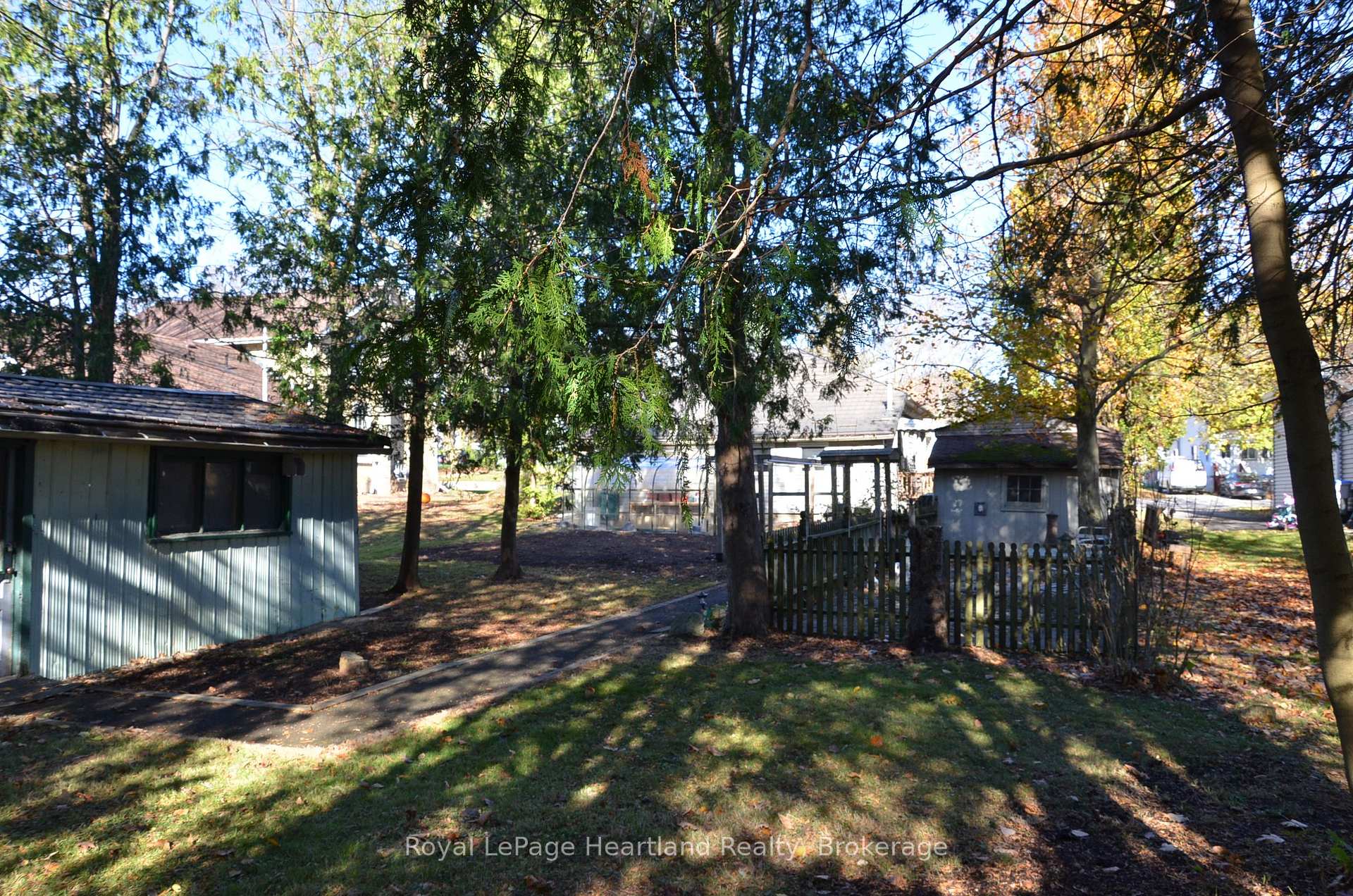 Photo 21 of 122 Mary Street, Central Huron, Clinton — HOMEH