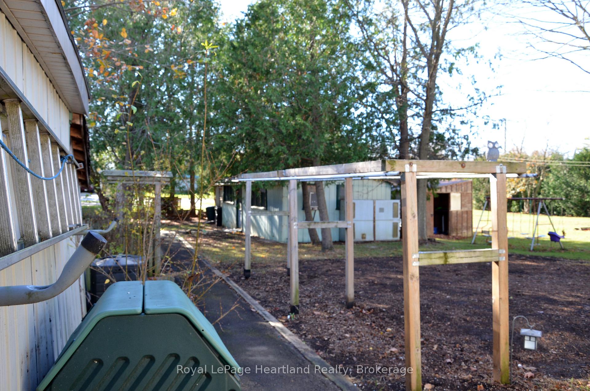 Photo 25 of 122 Mary Street, Central Huron, Clinton — HOMEH