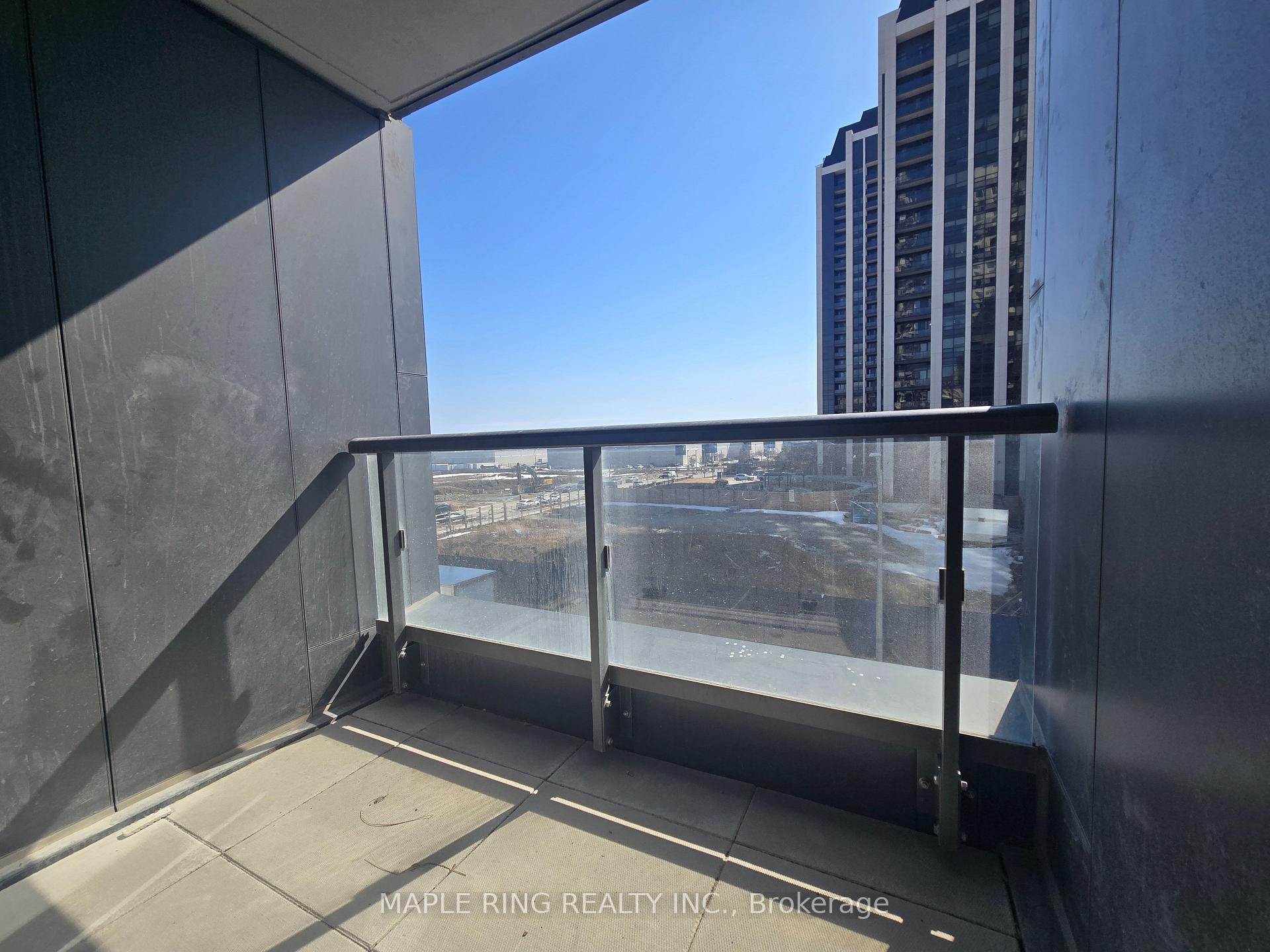 Photo 5 of Unit 318, 10 Abeja Street, Vaughan, Concord — HOMEH