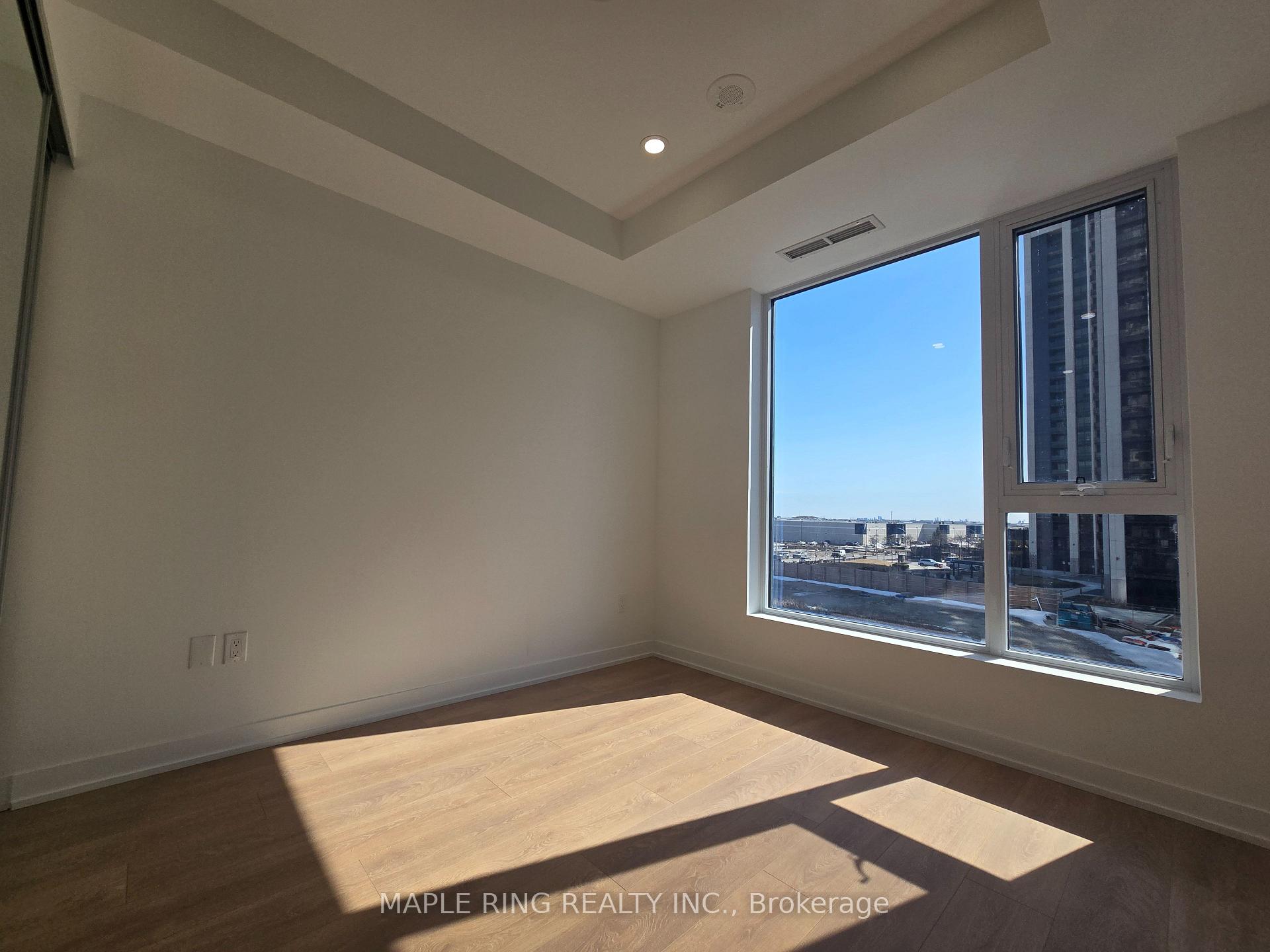 Photo 12 of Unit 318, 10 Abeja Street, Vaughan, Concord — HOMEH