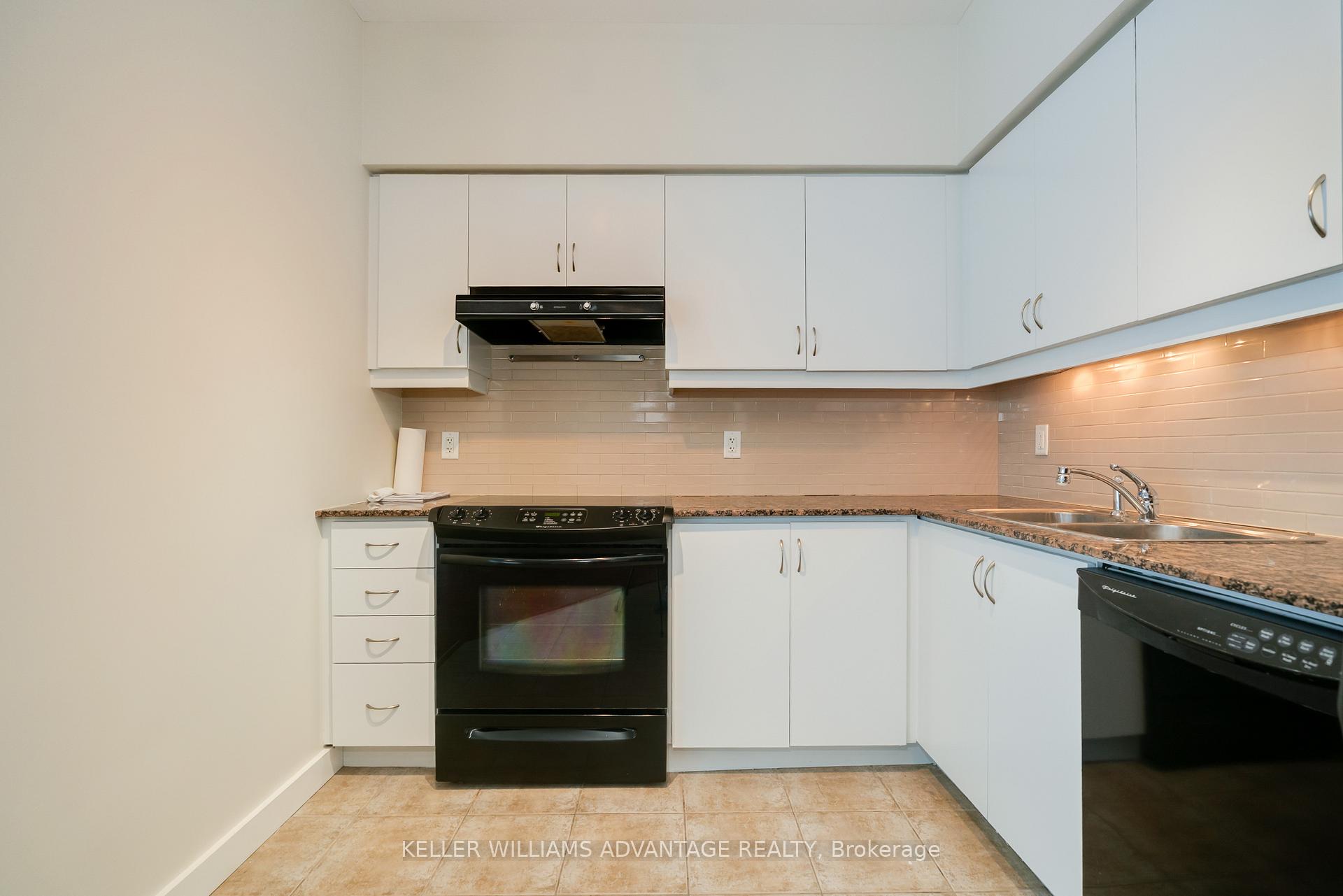 Photo 3 of Unit 513, 601 Kingston Road, Toronto, The Beaches — HOMEH