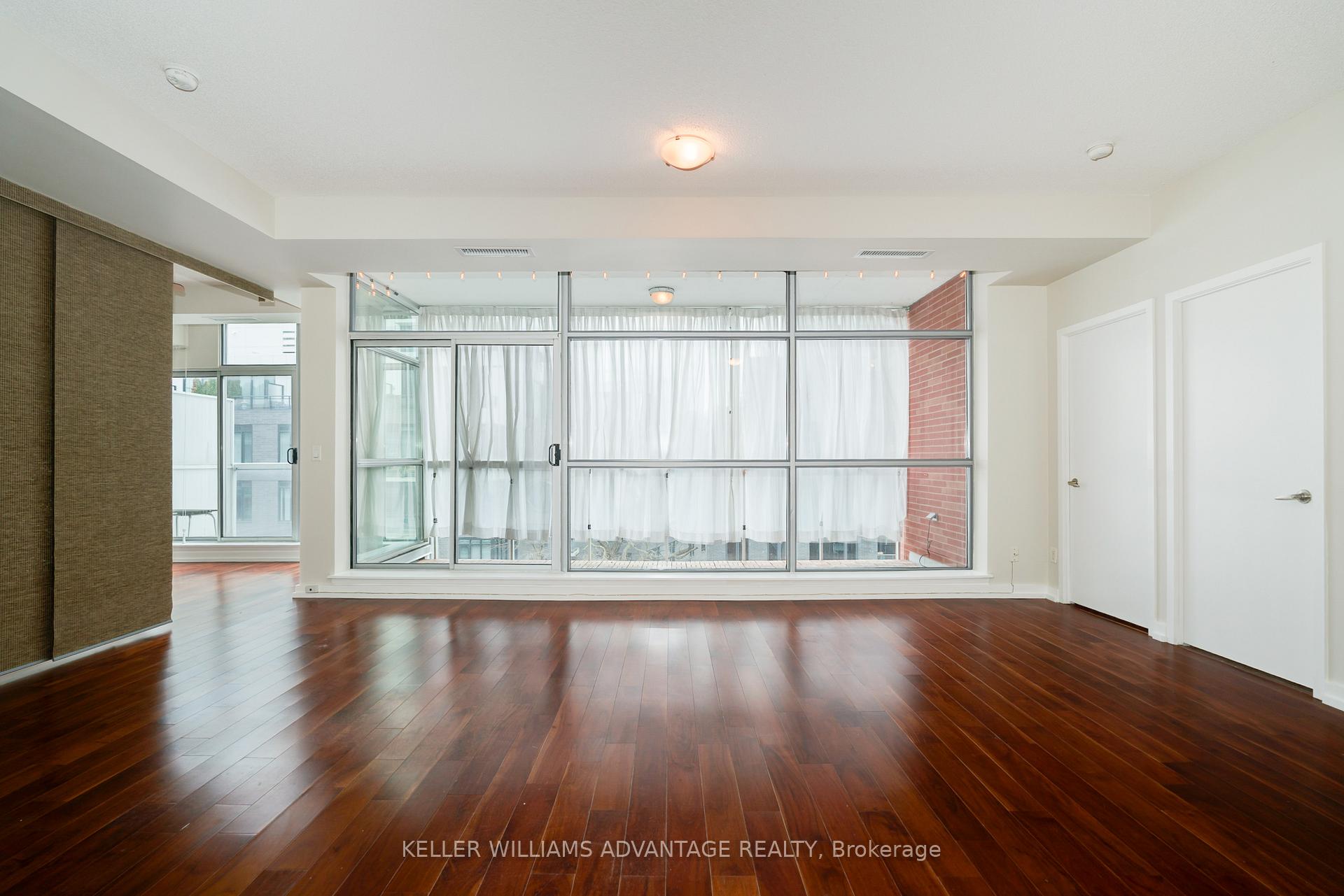 Photo 10 of Unit 513, 601 Kingston Road, Toronto, The Beaches — HOMEH