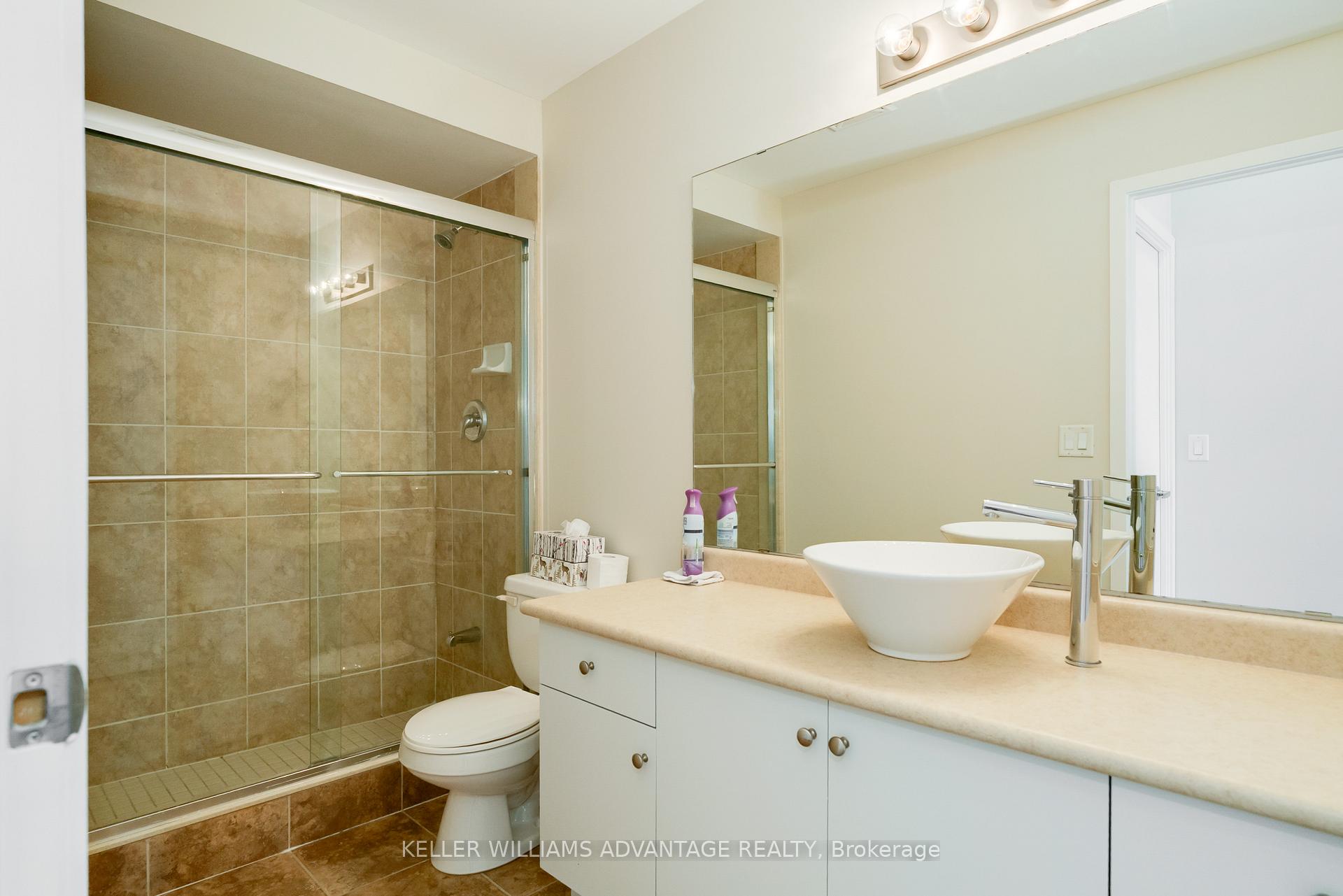 Photo 16 of Unit 513, 601 Kingston Road, Toronto, The Beaches — HOMEH