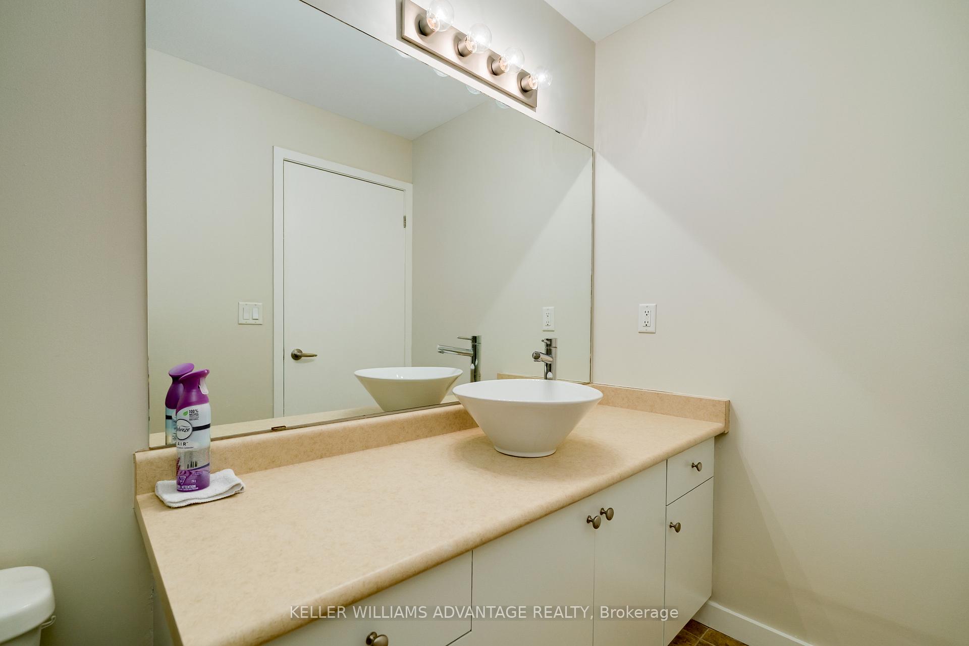 Photo 18 of Unit 513, 601 Kingston Road, Toronto, The Beaches — HOMEH