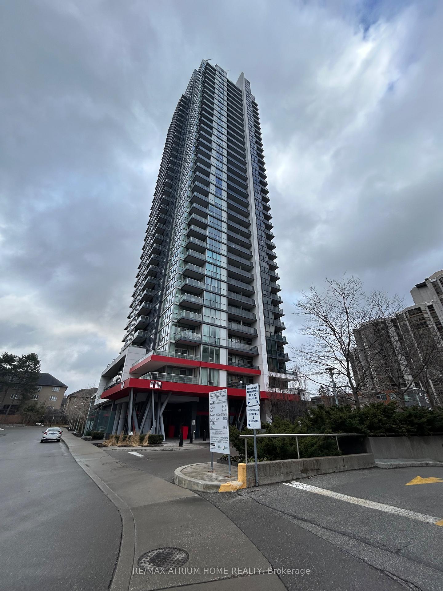 Front of Unit 1910, 88 Sheppard Avenue E