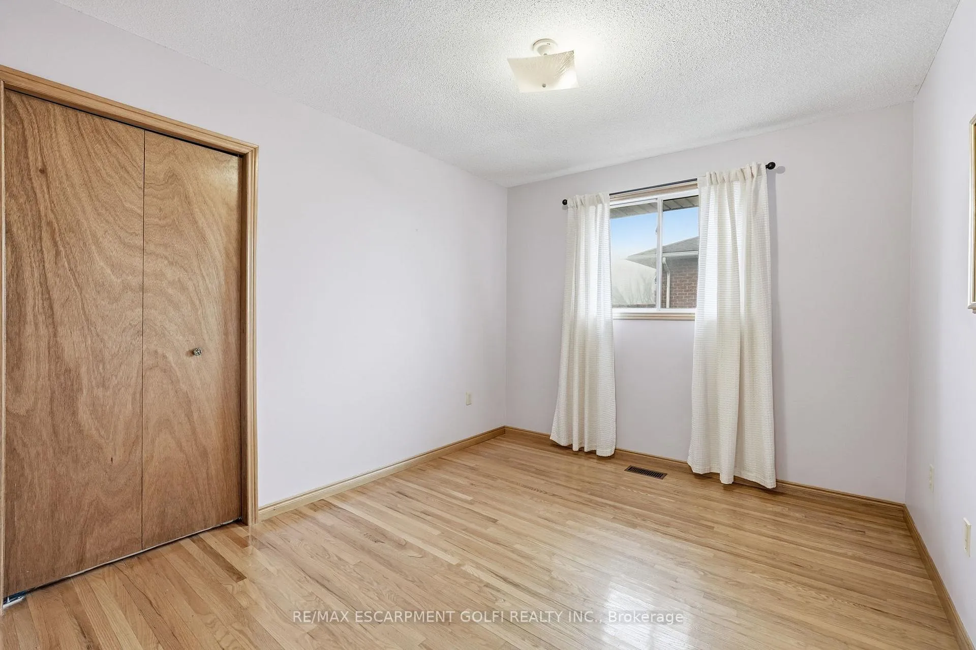 Photo 20 of 783 Stone Church Road E, Hamilton, Randall — HOMEH