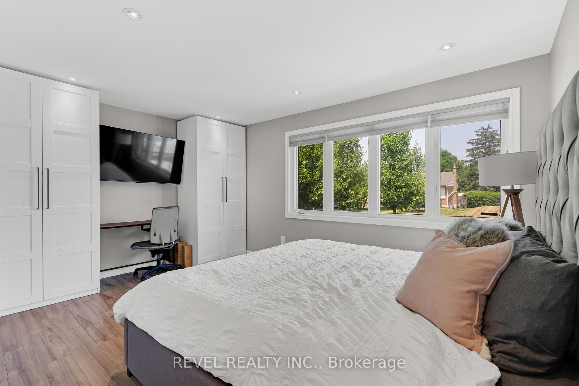 Photo 7 of 294 Henderson Street, Caledon, Bolton West — HOMEH