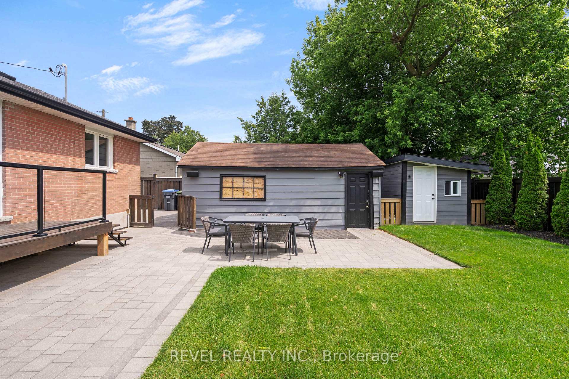 Photo 17 of 294 Henderson Street, Caledon, Bolton West — HOMEH