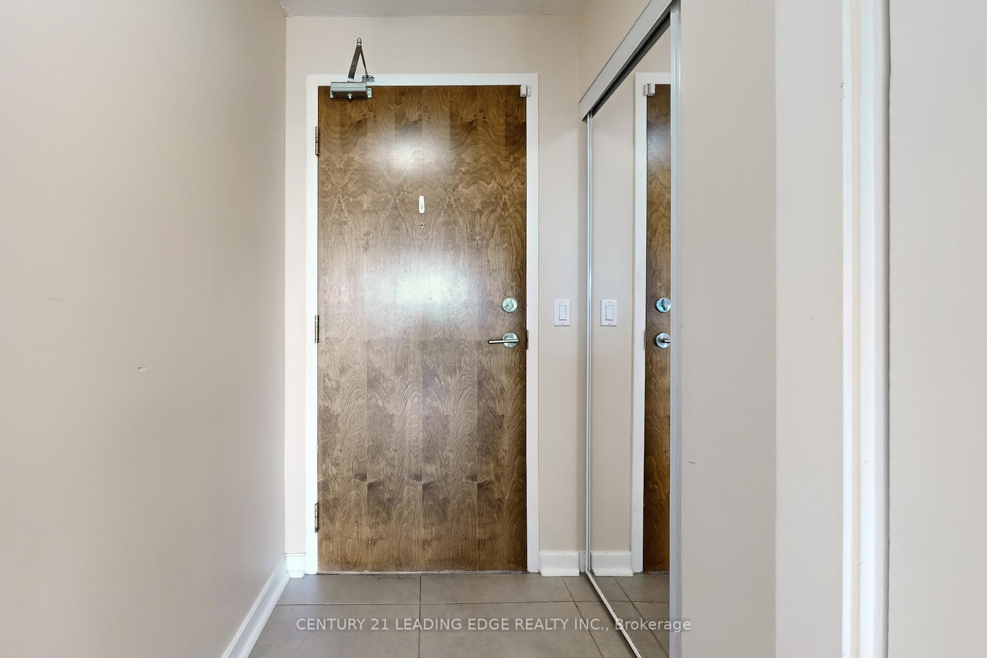Photo 13 of Unit 901, 1235 Bayly Street, Pickering, Bay Ridges — HOMEH