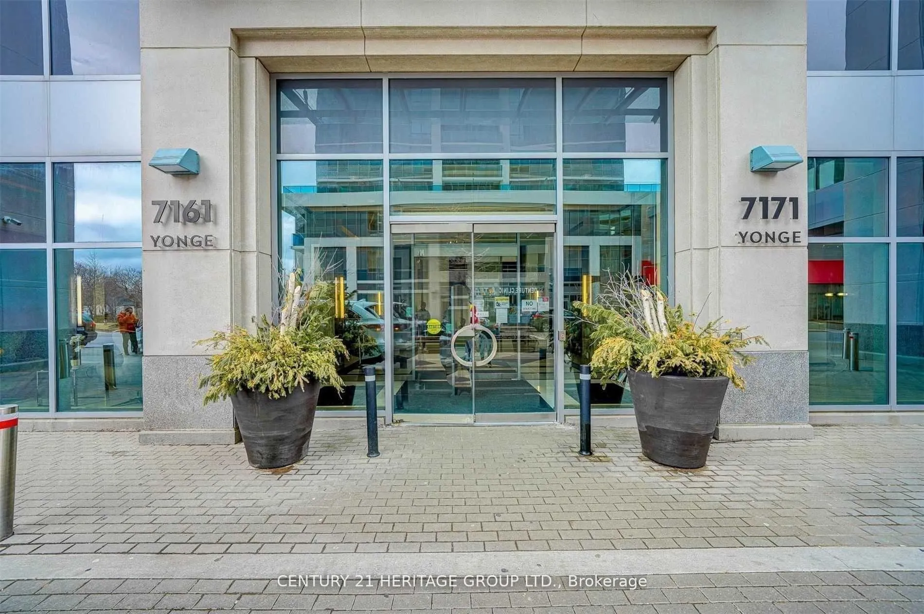 Photo 2 of Unit 1207, 7171 Yonge Street, Markham, Grandview — HOMEH