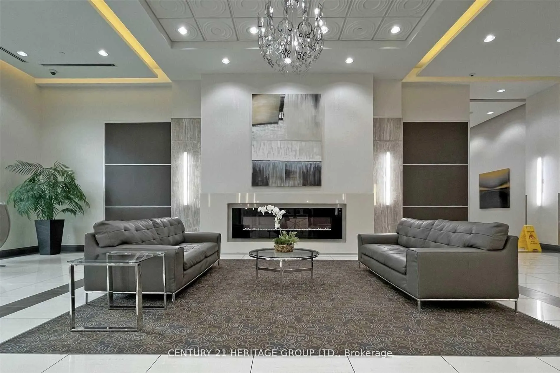 Photo 5 of Unit 1207, 7171 Yonge Street, Markham, Grandview — HOMEH