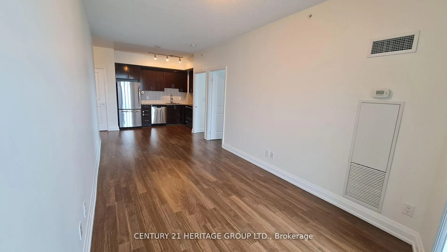 Photo 8 of Unit 1207, 7171 Yonge Street, Markham, Grandview — HOMEH