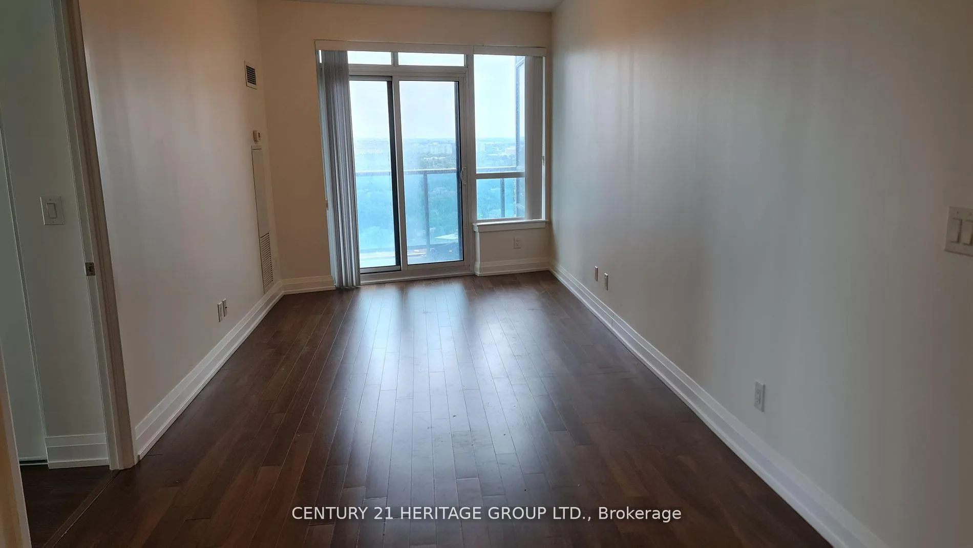 Photo 9 of Unit 1207, 7171 Yonge Street, Markham, Grandview — HOMEH