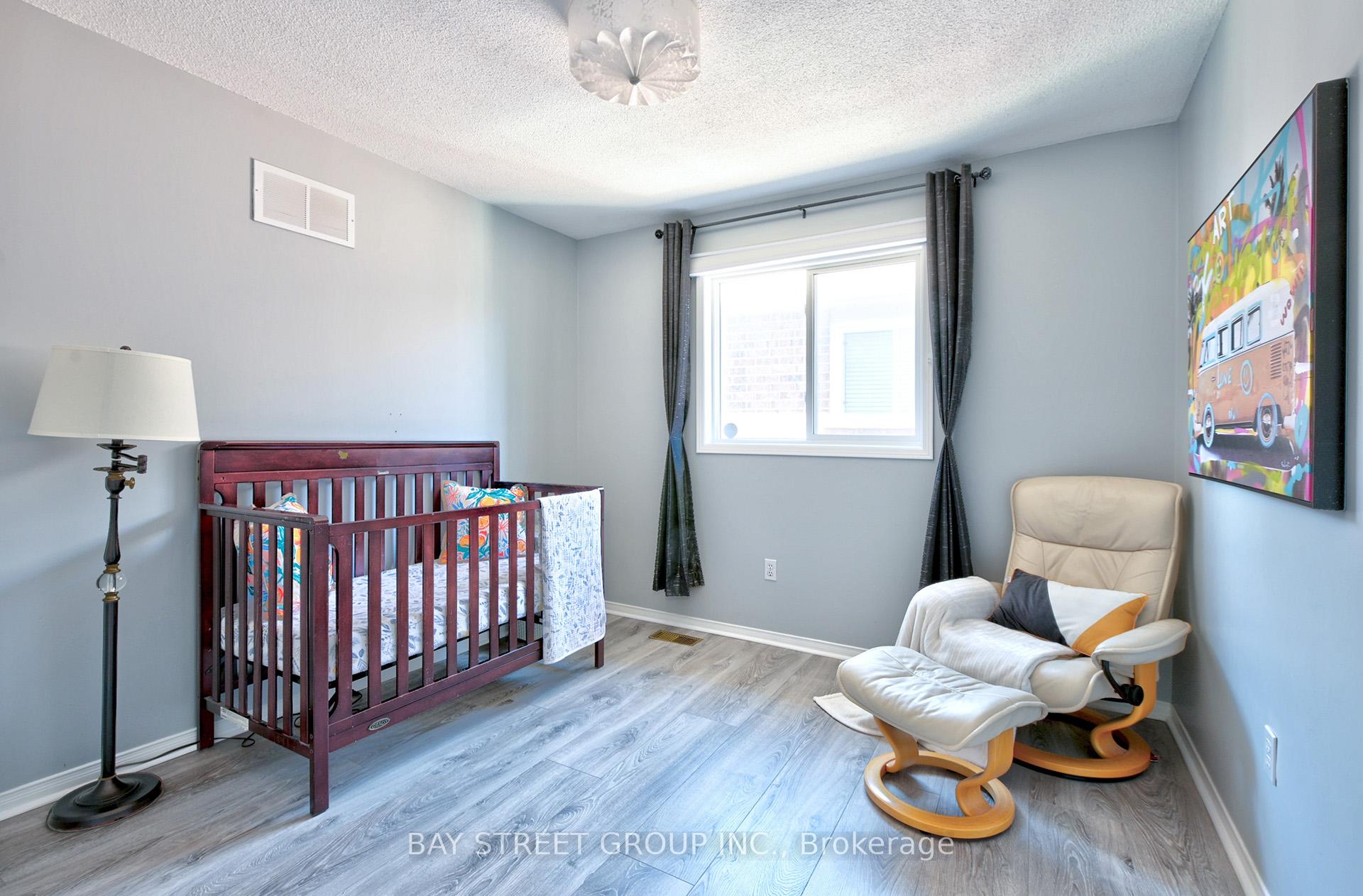 Photo 19 of 26 Rush Road, Aurora, Bayview Wellington — HOMEH