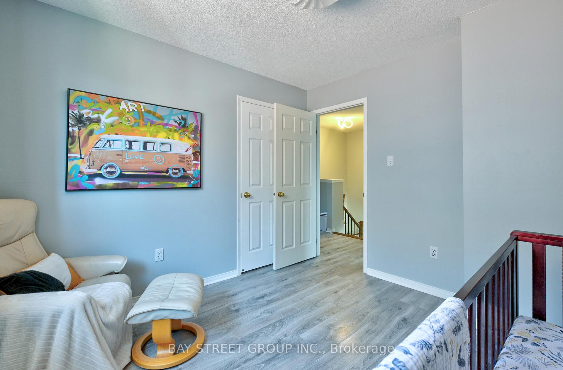 Photo 21 of 26 Rush Road, Aurora, Bayview Wellington — HOMEH