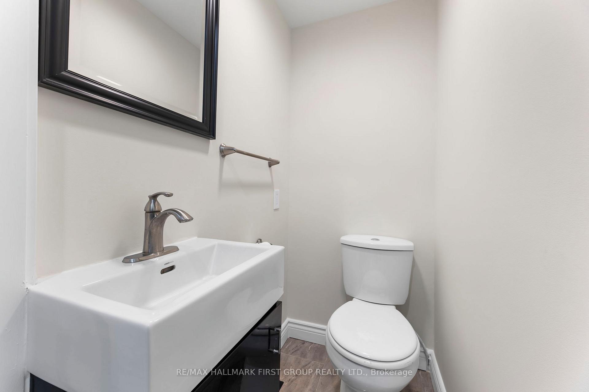 Photo 10 of 39 Stockbridge Crescent, Ajax, Central West — HOMEH