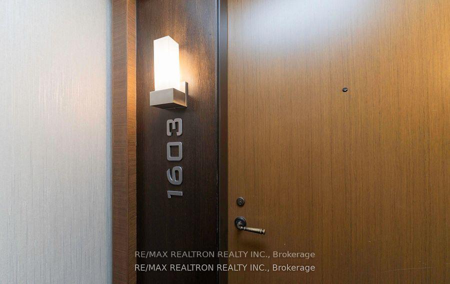 Photo 3 of Unit 1603, 1 Uptown Drive, Markham, Unionville — HOMEH