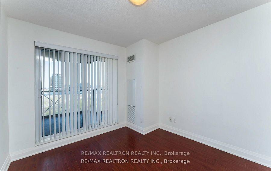 Photo 13 of Unit 1603, 1 Uptown Drive, Markham, Unionville — HOMEH