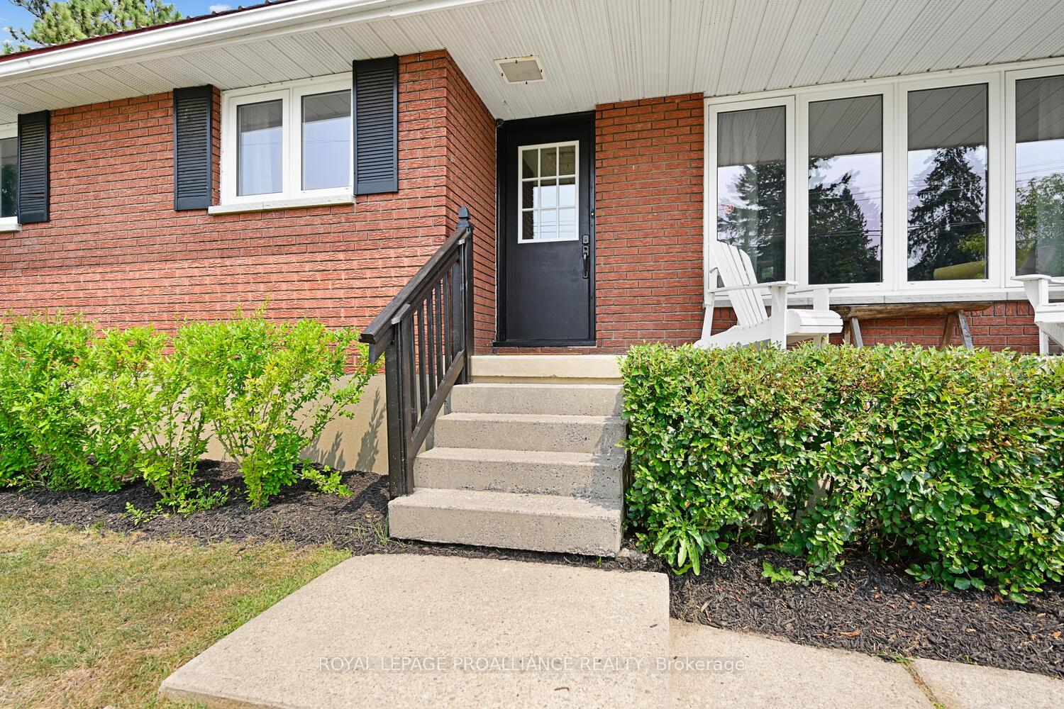 Photo 5 of 41 Elizabeth Street, Edwardsburgh/Cardinal, Edwardsburgh/Cardinal Twp — HOMEH